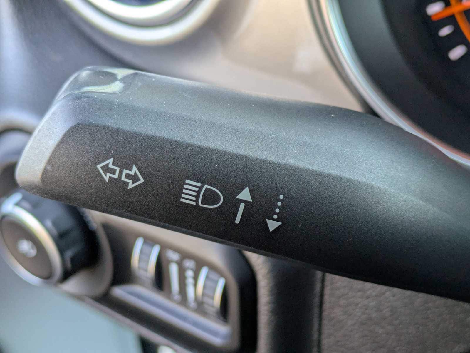 Thumbnail: 2020 Jeep Wrangler - 23