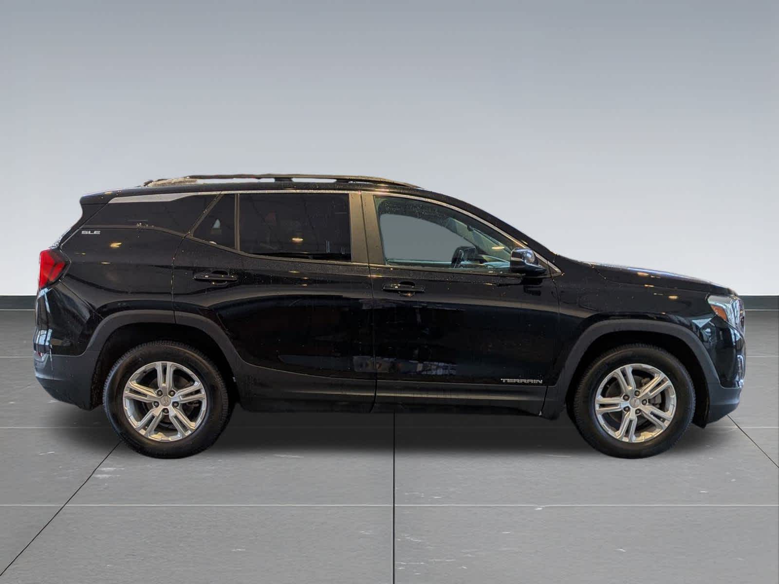 Thumbnail: 2021 GMC Terrain - 6