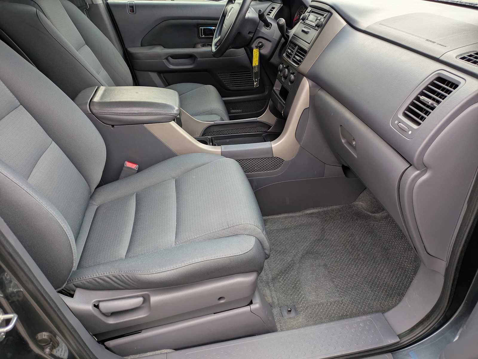 Thumbnail: 2006 Honda Pilot - 19
