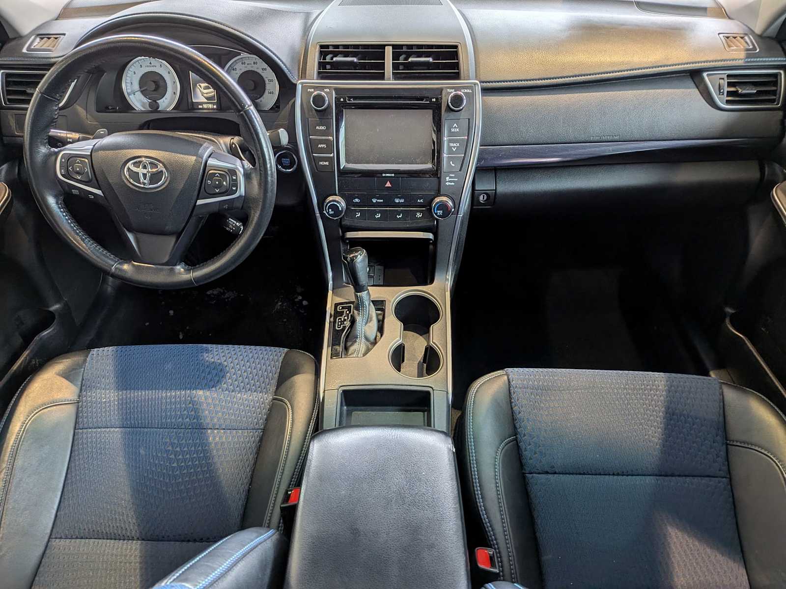 Thumbnail: 2016 Toyota Camry - 13