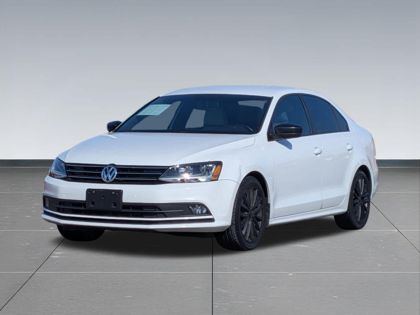 Thumbnail: 2017 Volkswagen Jetta - 9