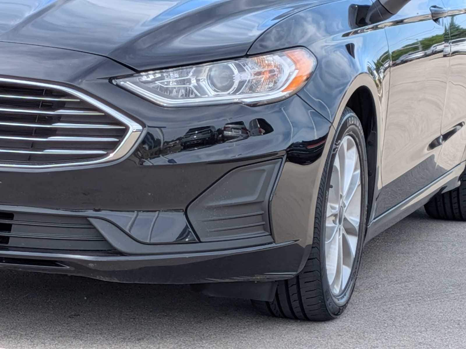 Thumbnail: 2020 Ford Fusion - 9