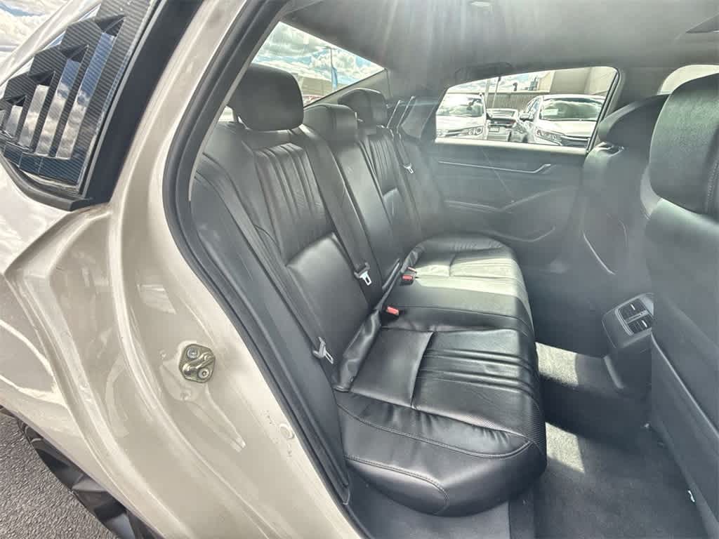 2018 Honda Accord Touring 19