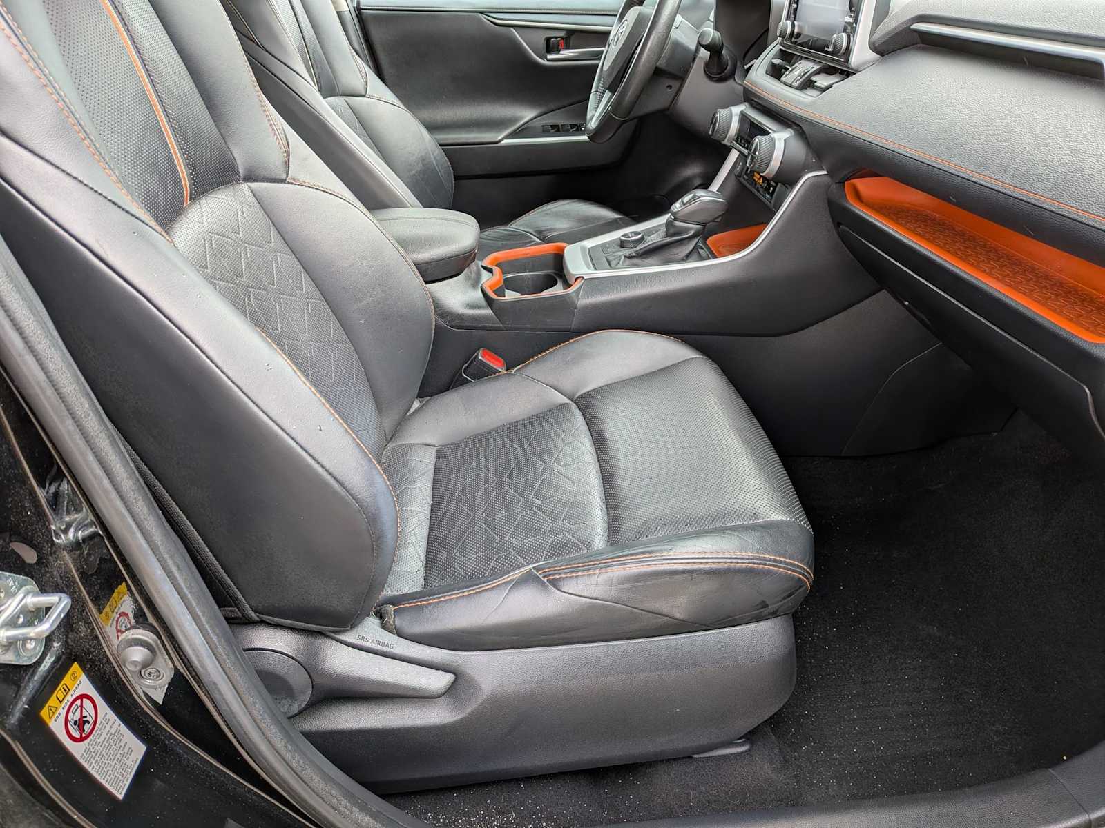 Thumbnail: 2019 Toyota RAV4 - 21