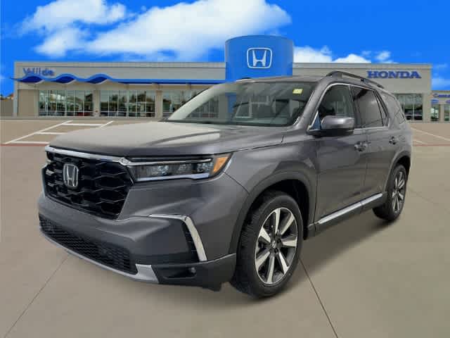 2025 Honda Pilot Touring -
                  Waukesha, WI