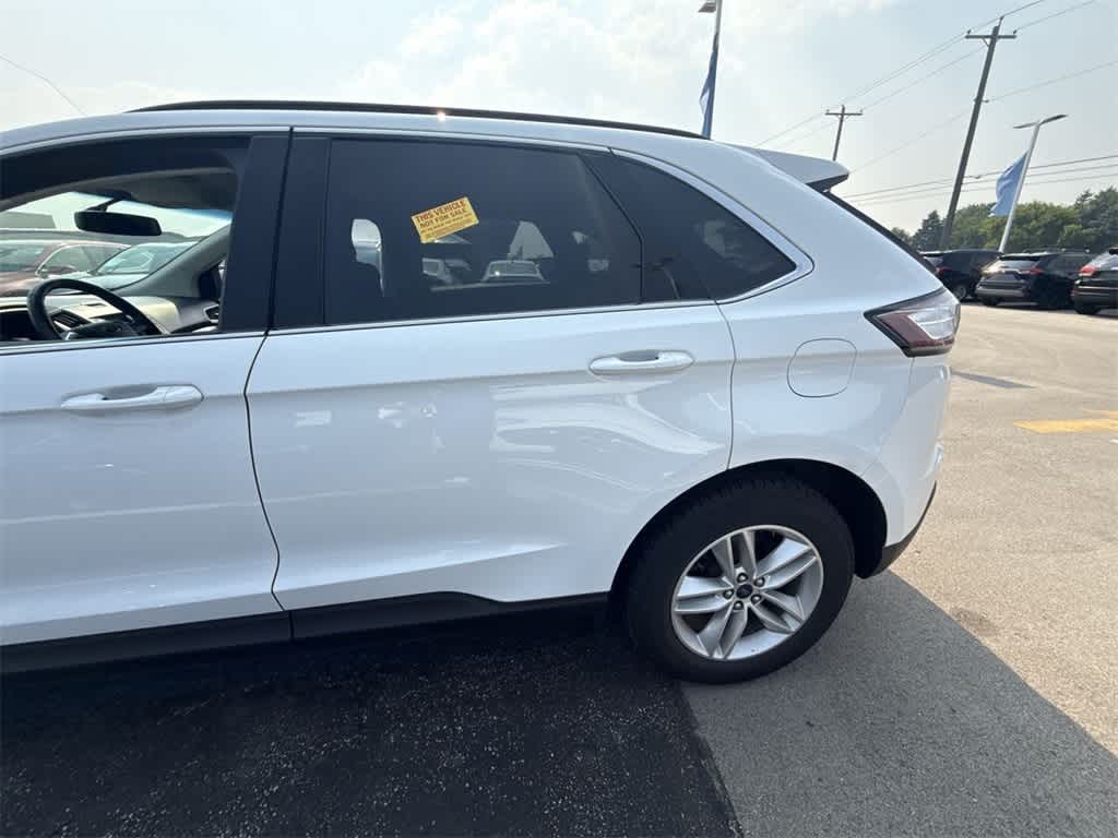 Thumbnail: 2017 Ford Edge - 4