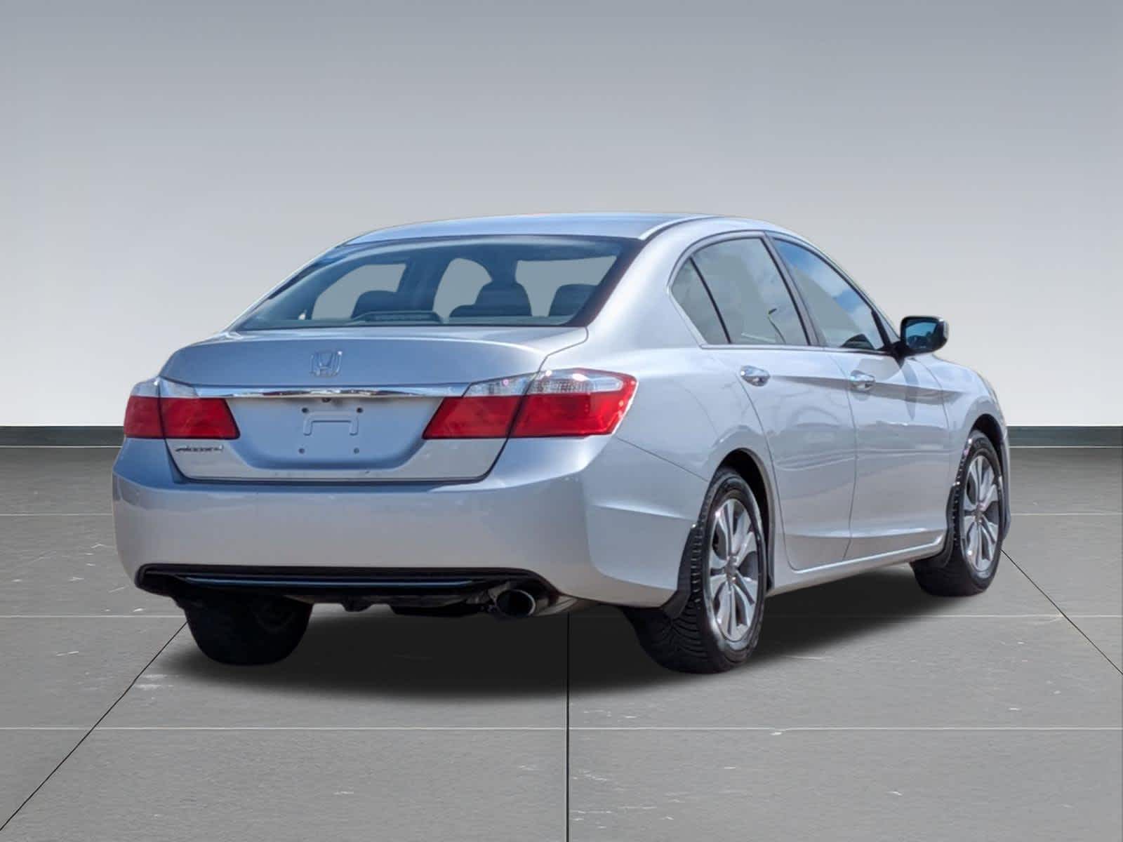 Thumbnail: 2015 Honda Accord - 4