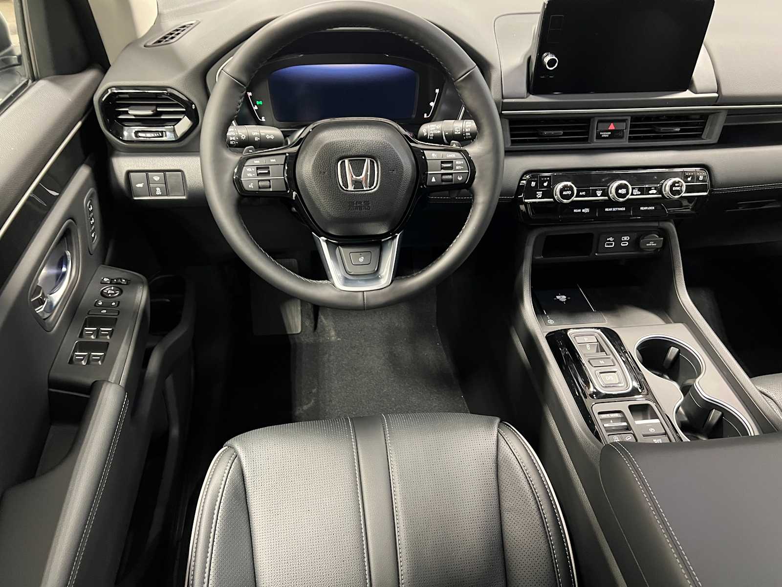 Thumbnail: 2025 Honda Pilot - 19