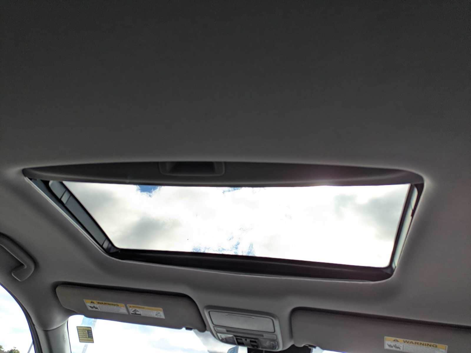 Thumbnail: 2022 Honda Pilot - 21