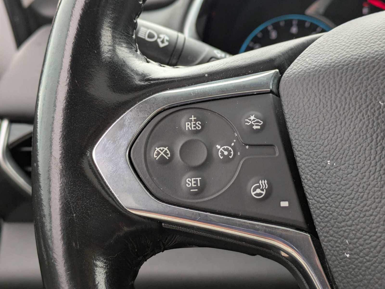 Thumbnail: 2020 Chevrolet Traverse - 24