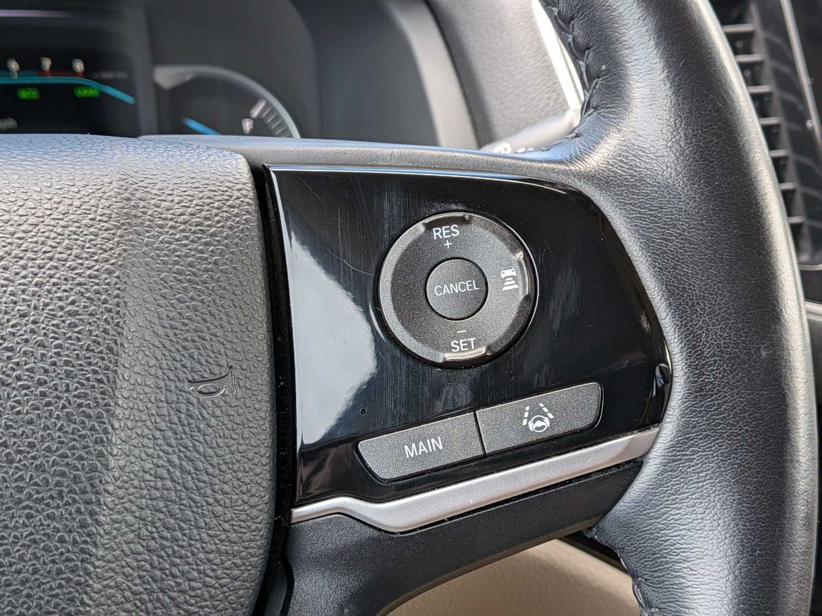Thumbnail: 2019 Honda Pilot - 25