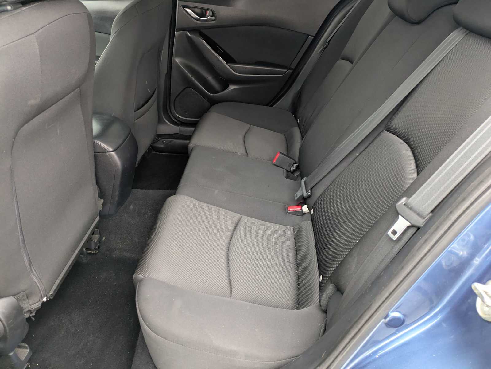 Thumbnail: 2018 Mazda Mazda3 - 16