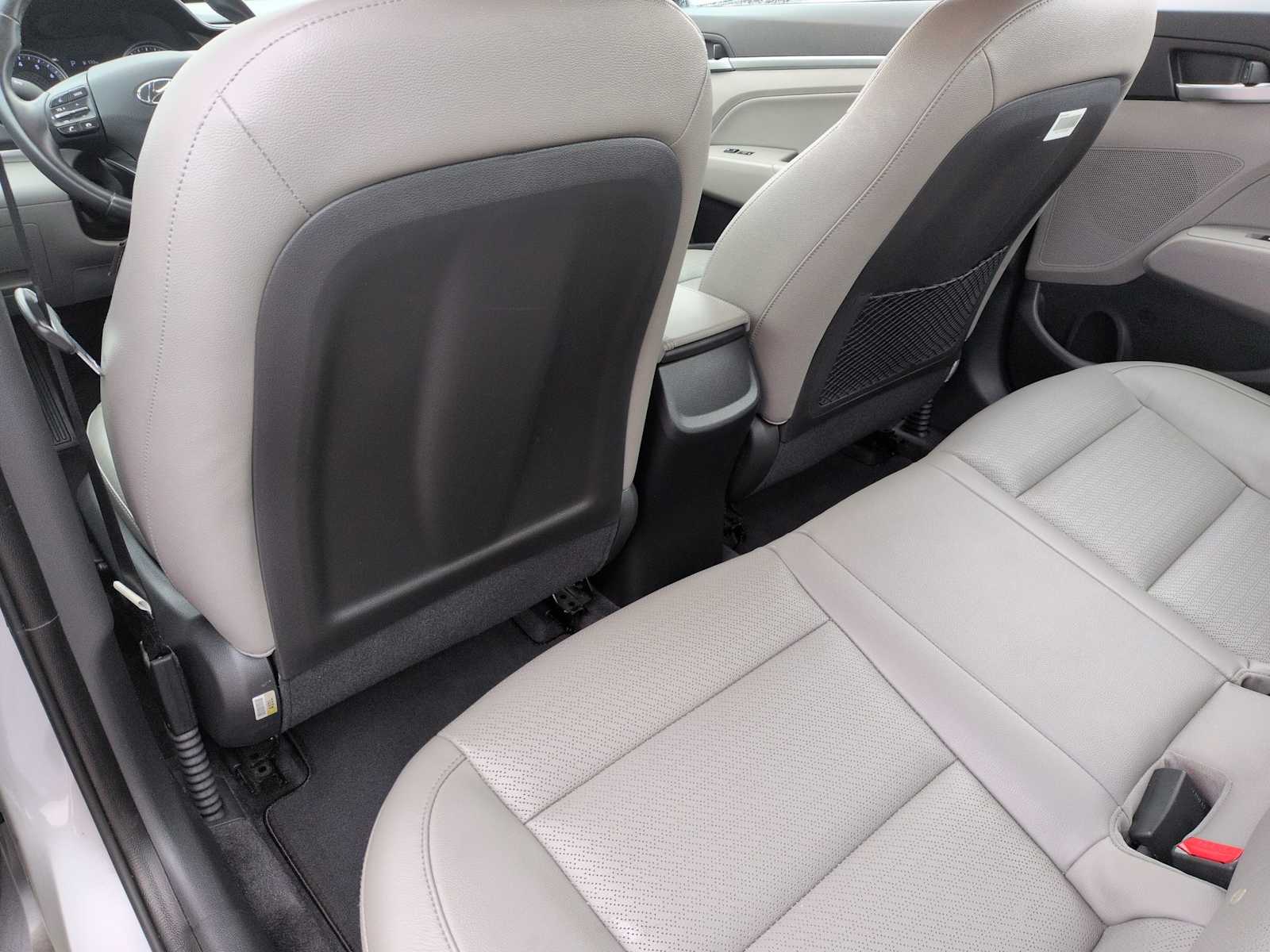 Thumbnail: 2019 Hyundai Elantra - 19