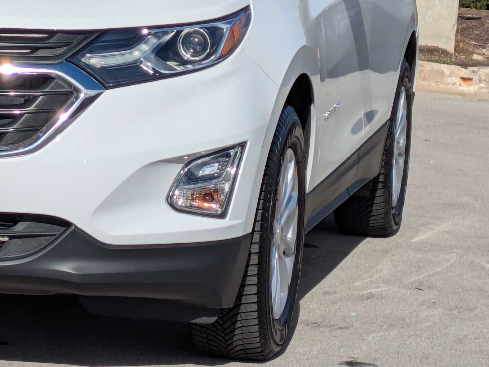 Thumbnail: 2019 Chevrolet Equinox - 10