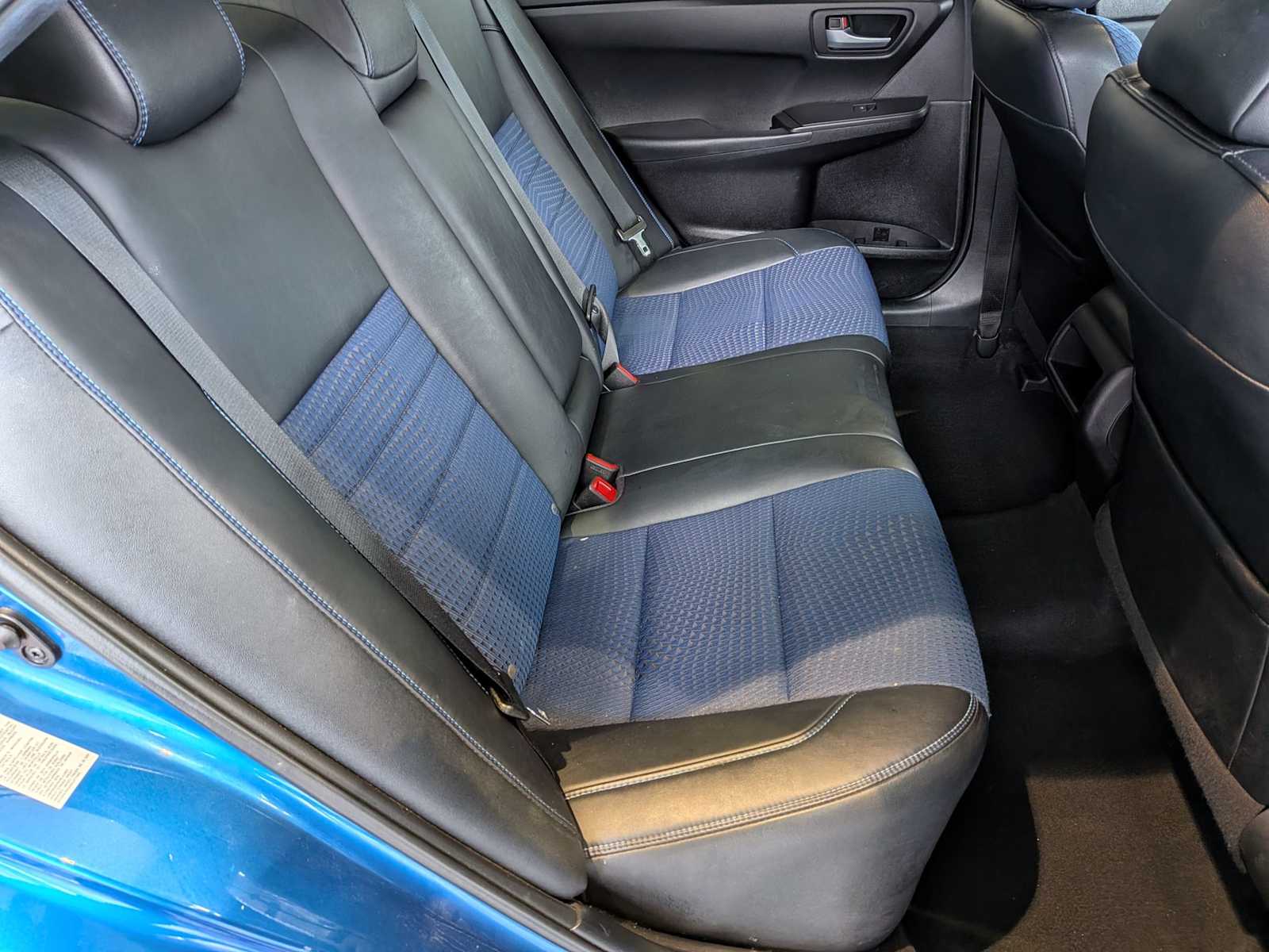 Thumbnail: 2016 Toyota Camry - 19