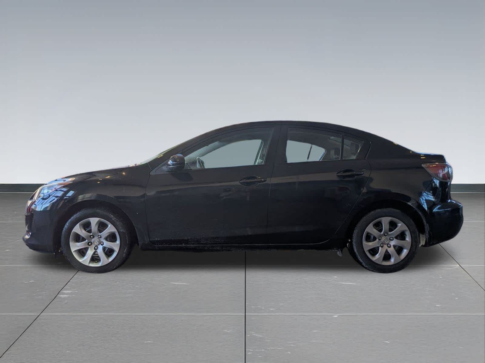 Thumbnail: 2013 Mazda Mazda3 - 3