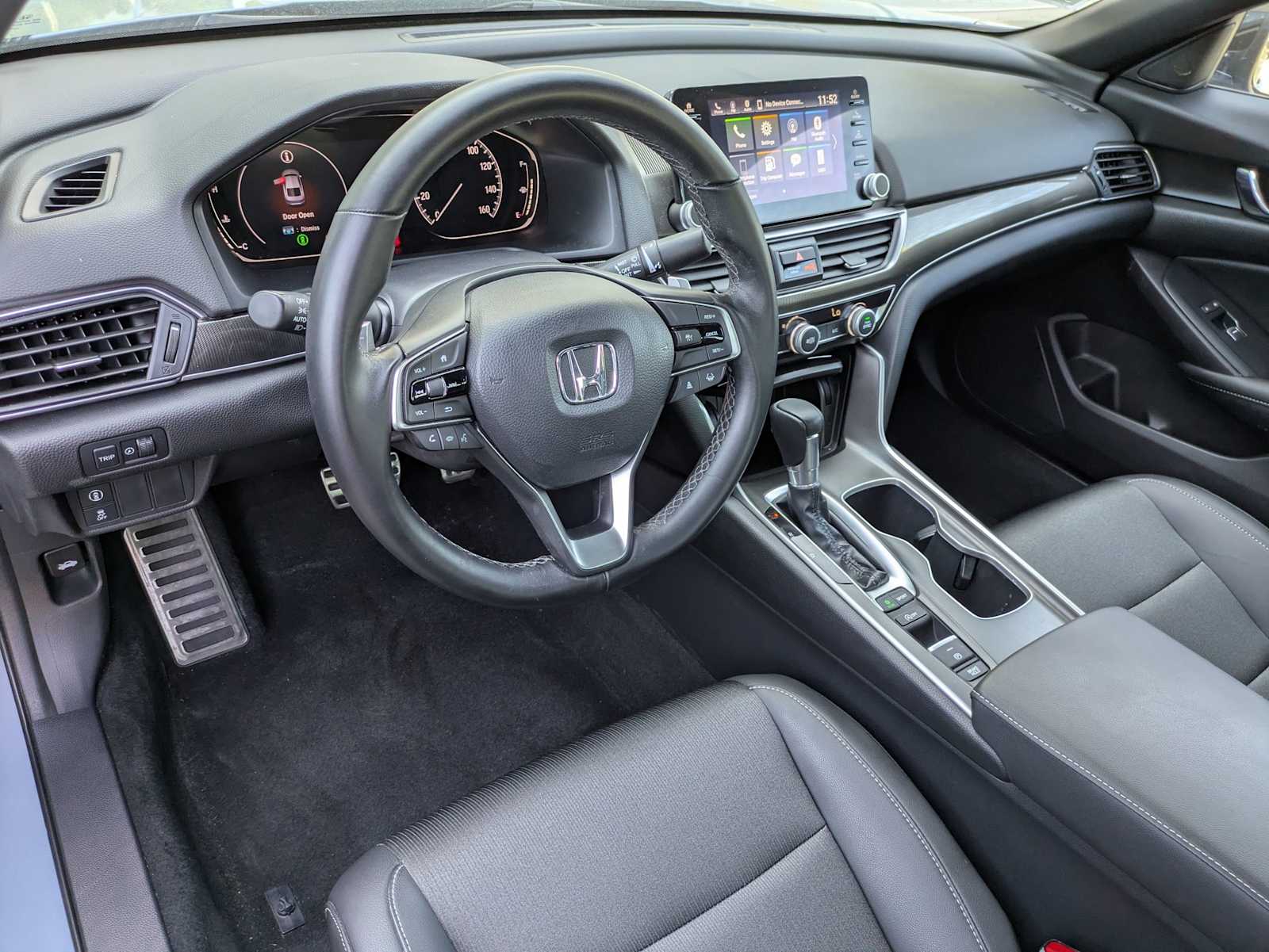 2022 Honda Accord Sport 1.5T photo 2