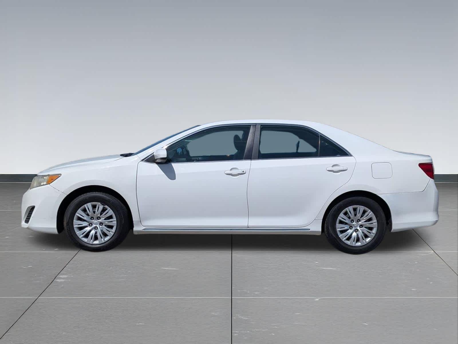 Thumbnail: 2014 Toyota Camry - 2