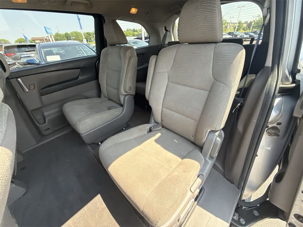 Thumbnail: 2013 Honda Odyssey - 18