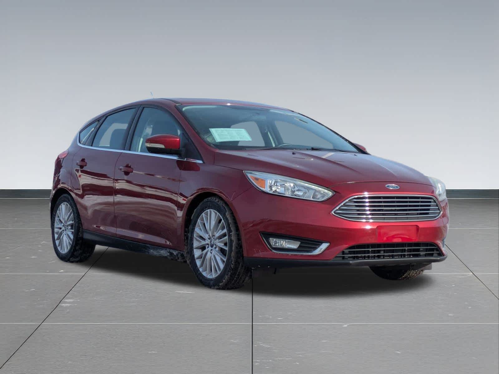 Thumbnail: 2016 Ford Focus - 8