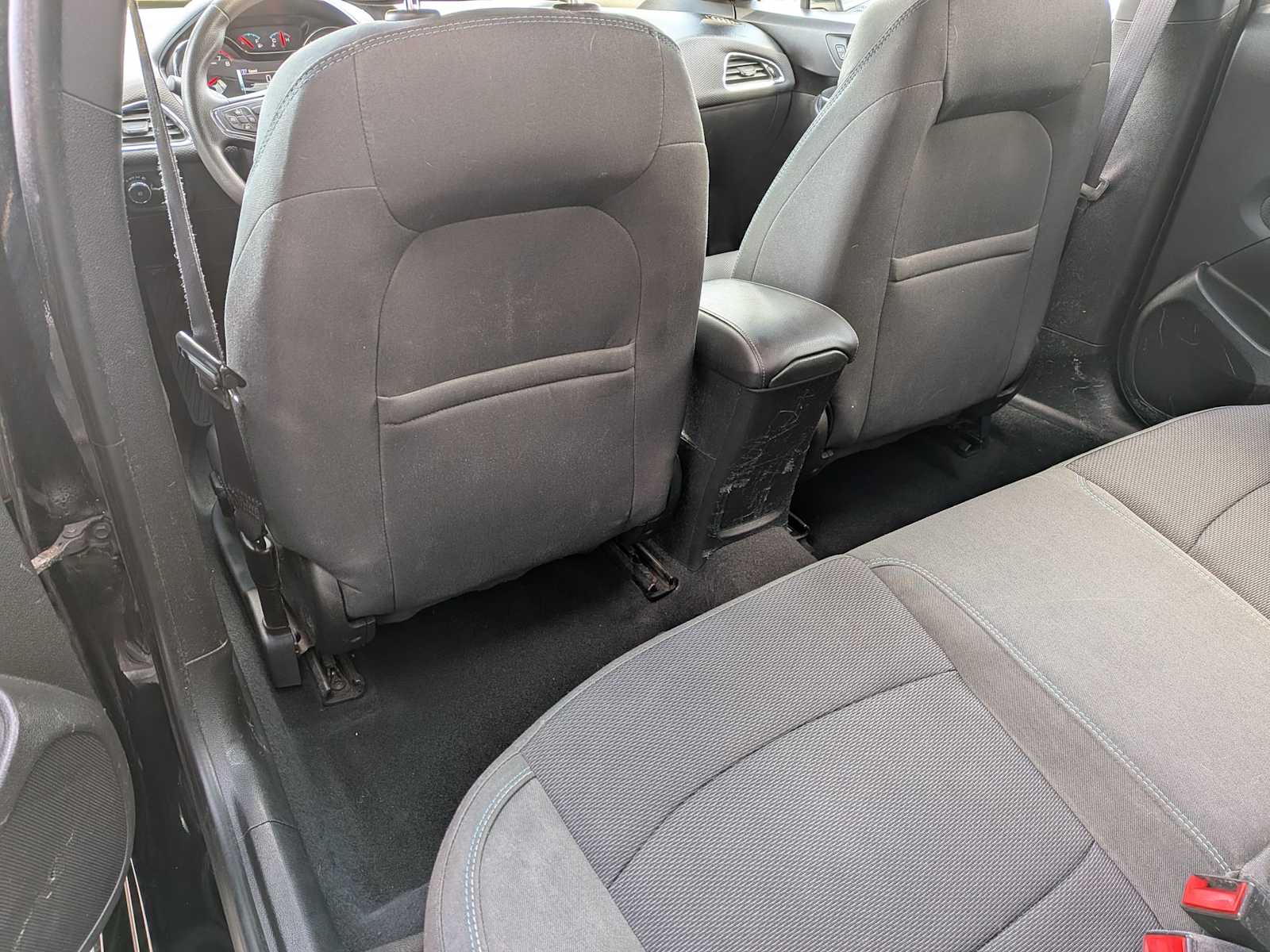 Thumbnail: 2017 Chevrolet Cruze - 14