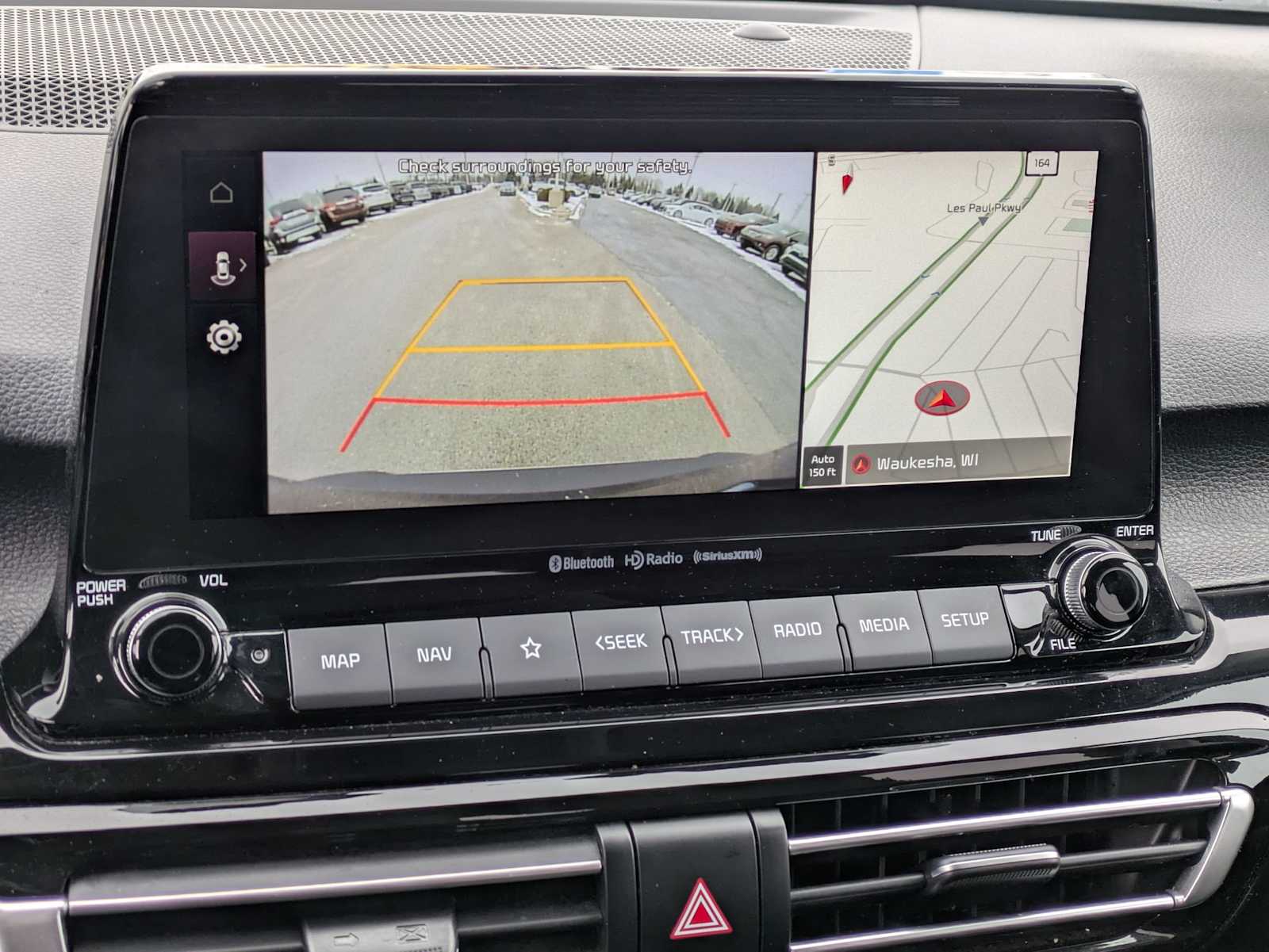 Thumbnail: 2023 Kia Seltos - 30