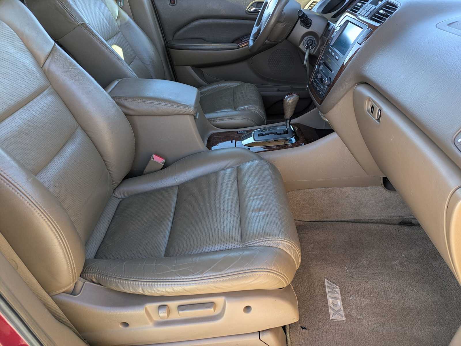 Thumbnail: 2004 Acura MDX - 21