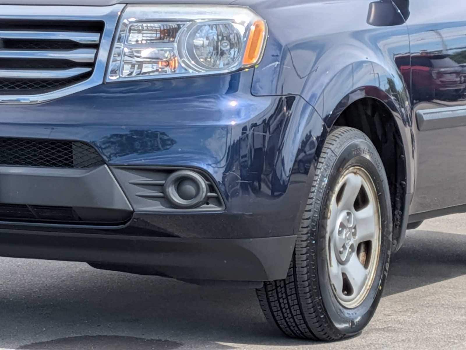 Thumbnail: 2015 Honda Pilot - 10