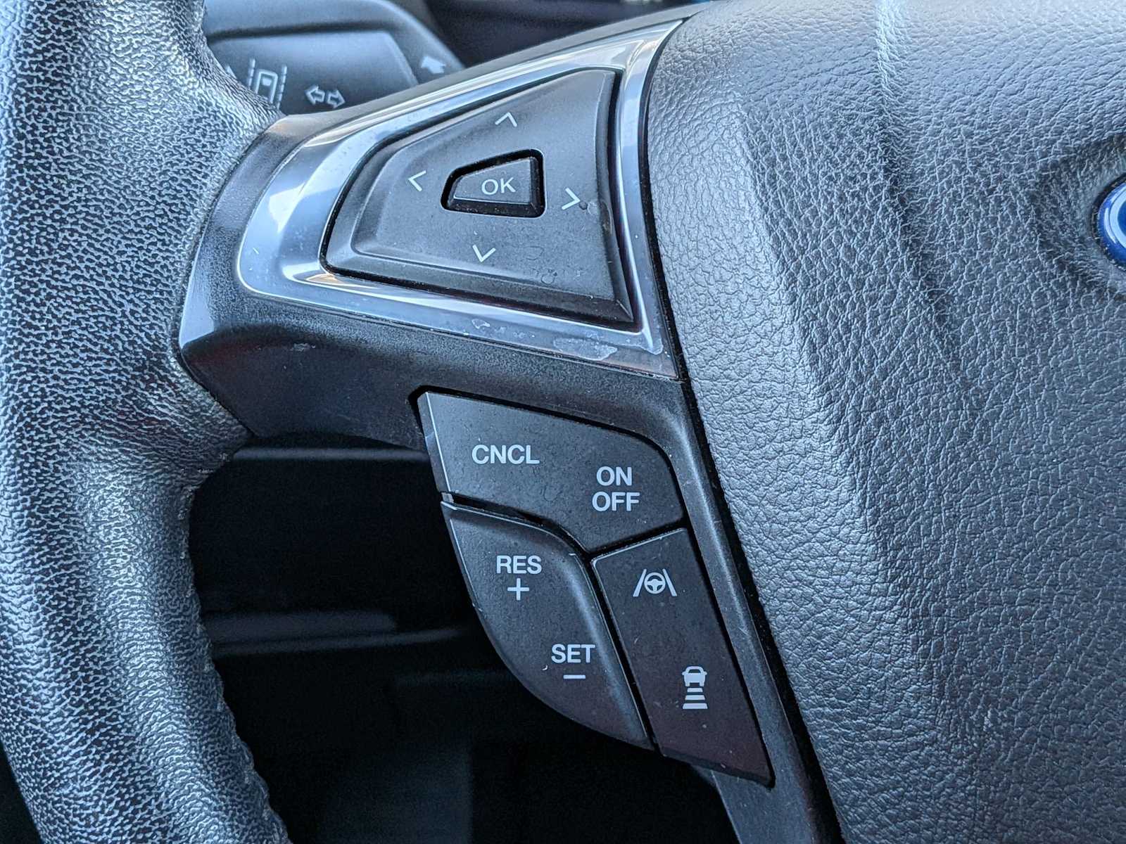 Thumbnail: 2021 Ford Edge - 23