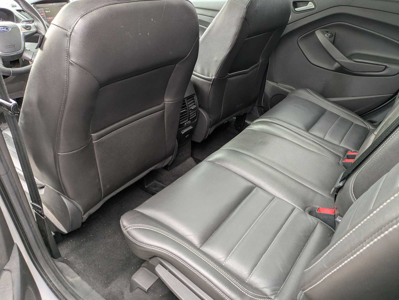 Thumbnail: 2015 Ford Escape - 17