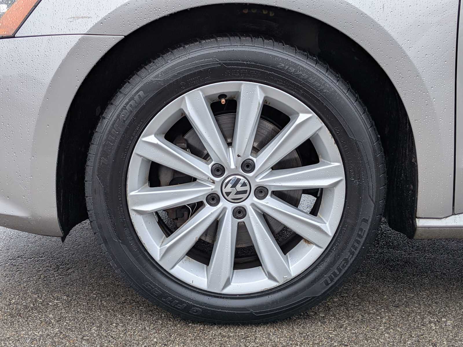 Thumbnail: 2013 Volkswagen Passat - 13