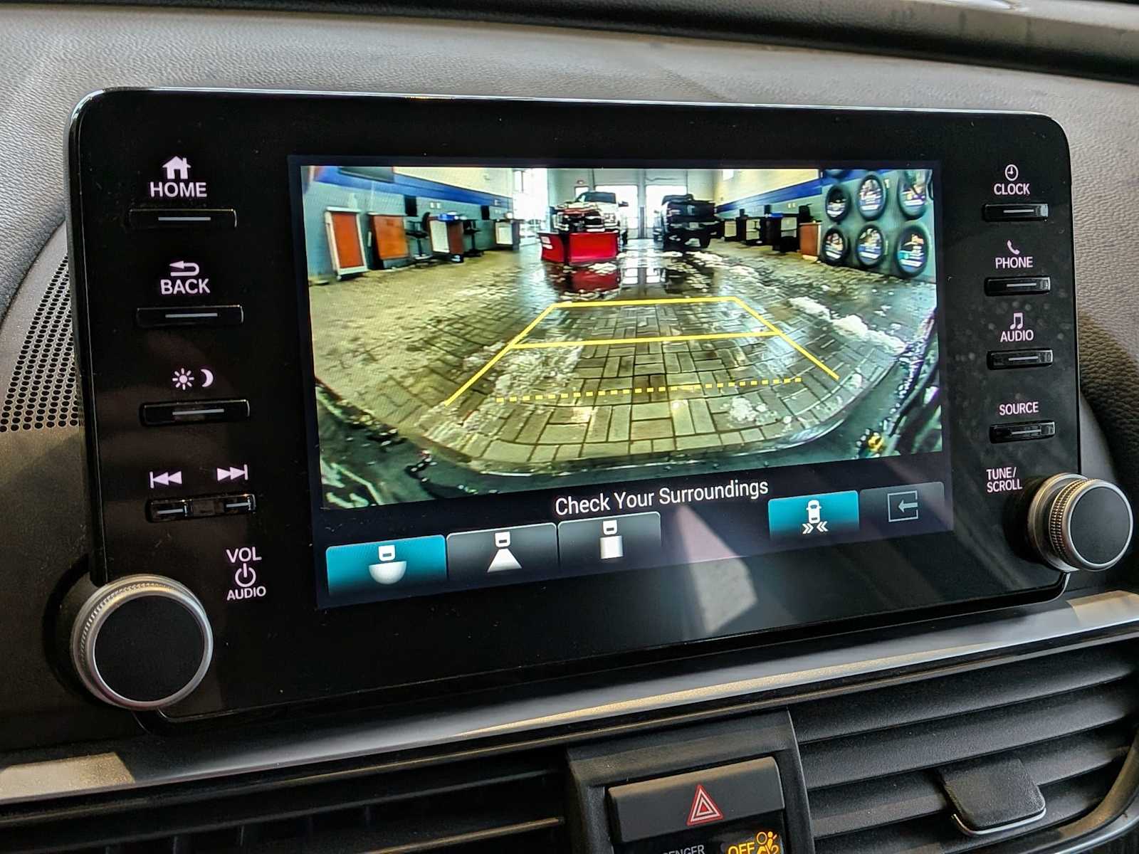 Thumbnail: 2022 Honda Accord - 28