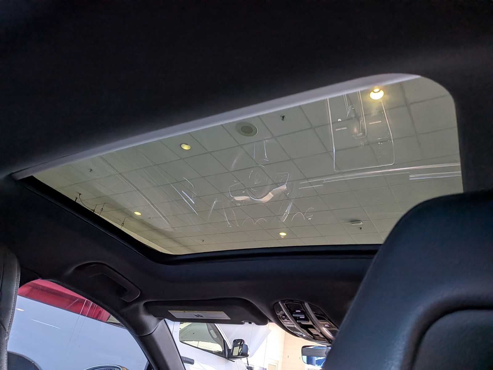 Thumbnail: 2017 Porsche Panamera - 21