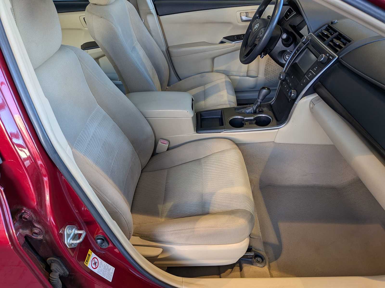 Thumbnail: 2015 Toyota Camry - 19