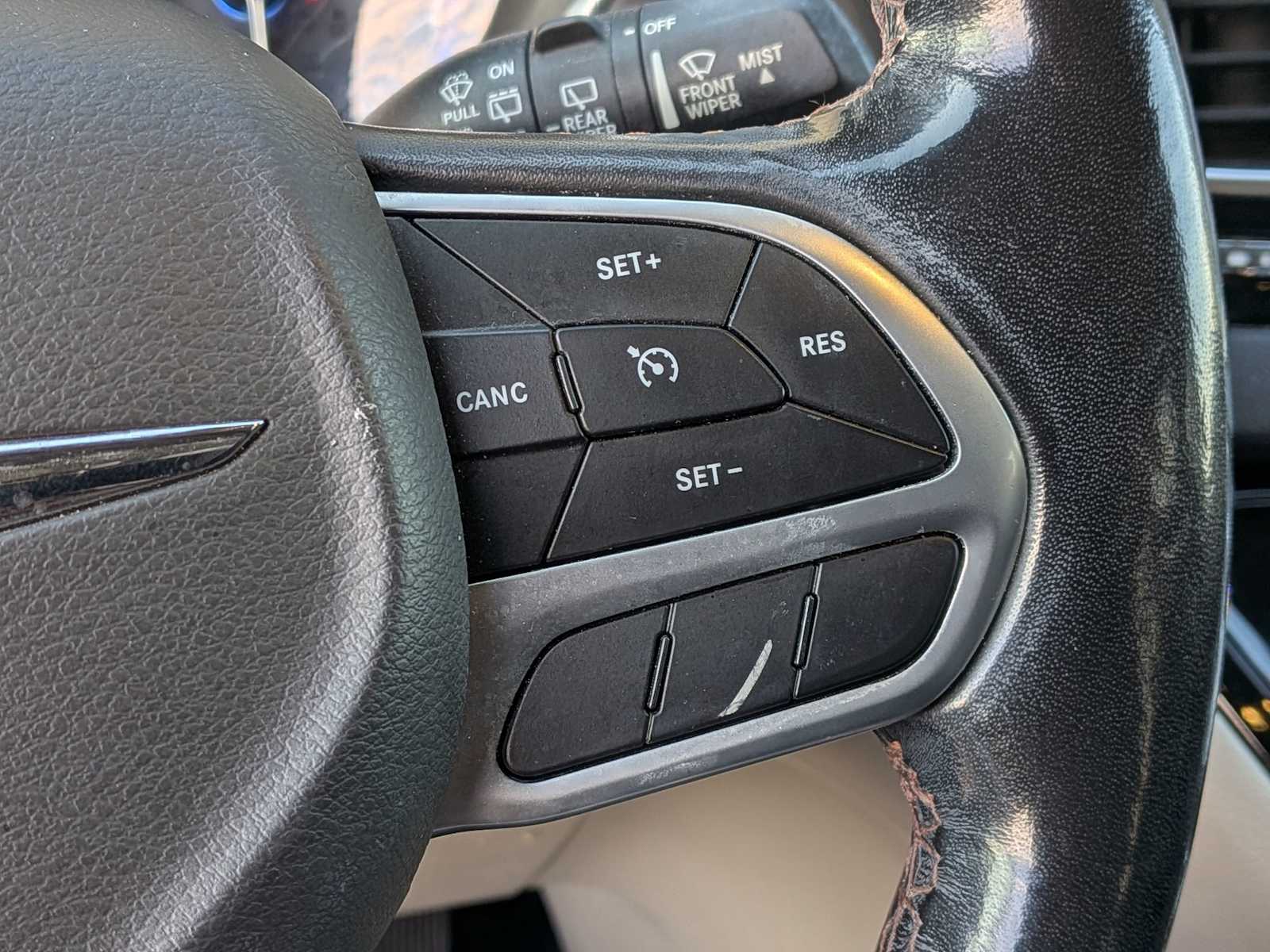 Thumbnail: 2020 Chrysler Pacifica - 23