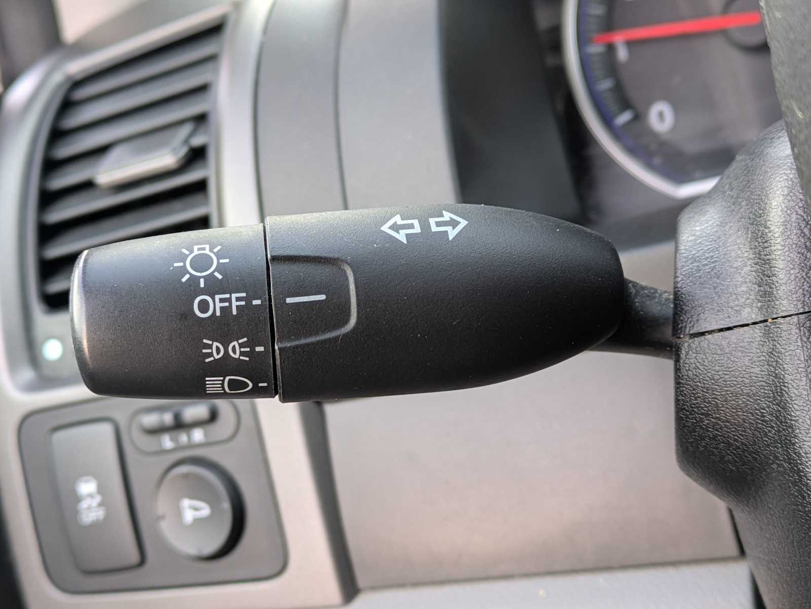 Thumbnail: 2010 Honda CR-V - 23