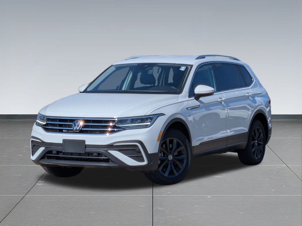 Used 2024 Volkswagen Tiguan 2.0T SE SUV