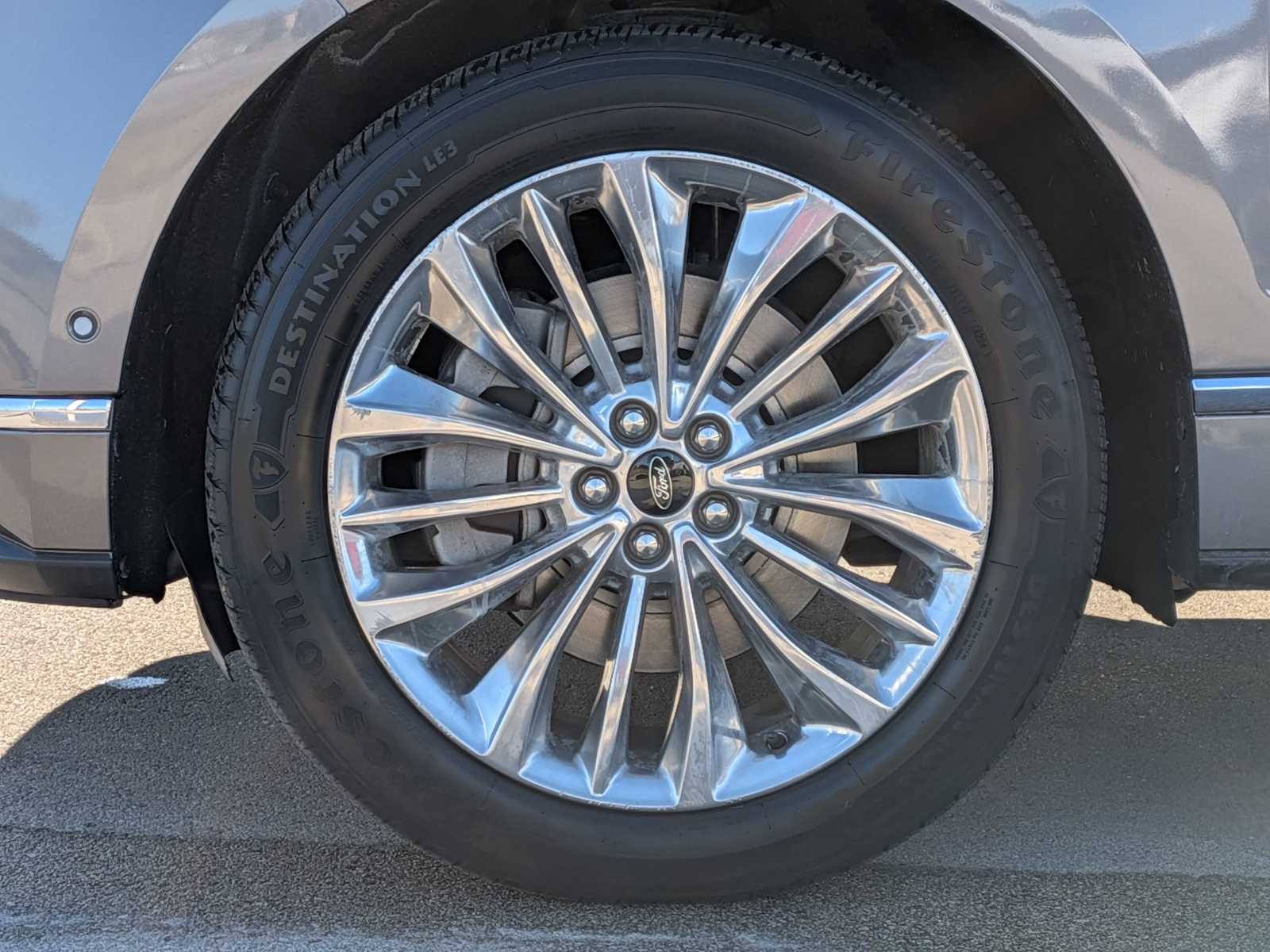 Thumbnail: 2021 Ford Edge - 13