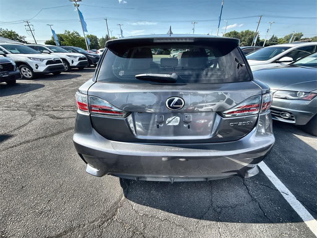 Thumbnail: 2015 Lexus CT - 12