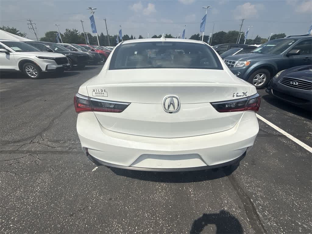 Thumbnail: 2019 Acura ILX - 12