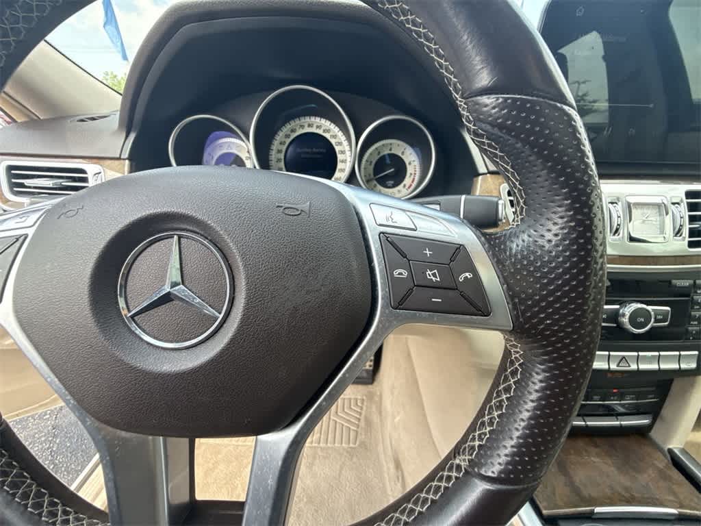 Thumbnail: 2015 Mercedes-Benz E-Class - 23