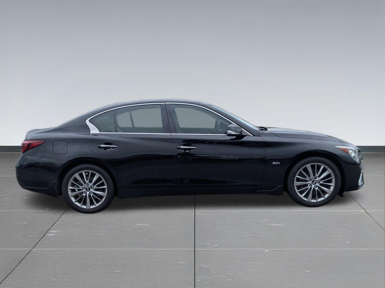 Thumbnail: 2018 INFINITI Q50 - 9