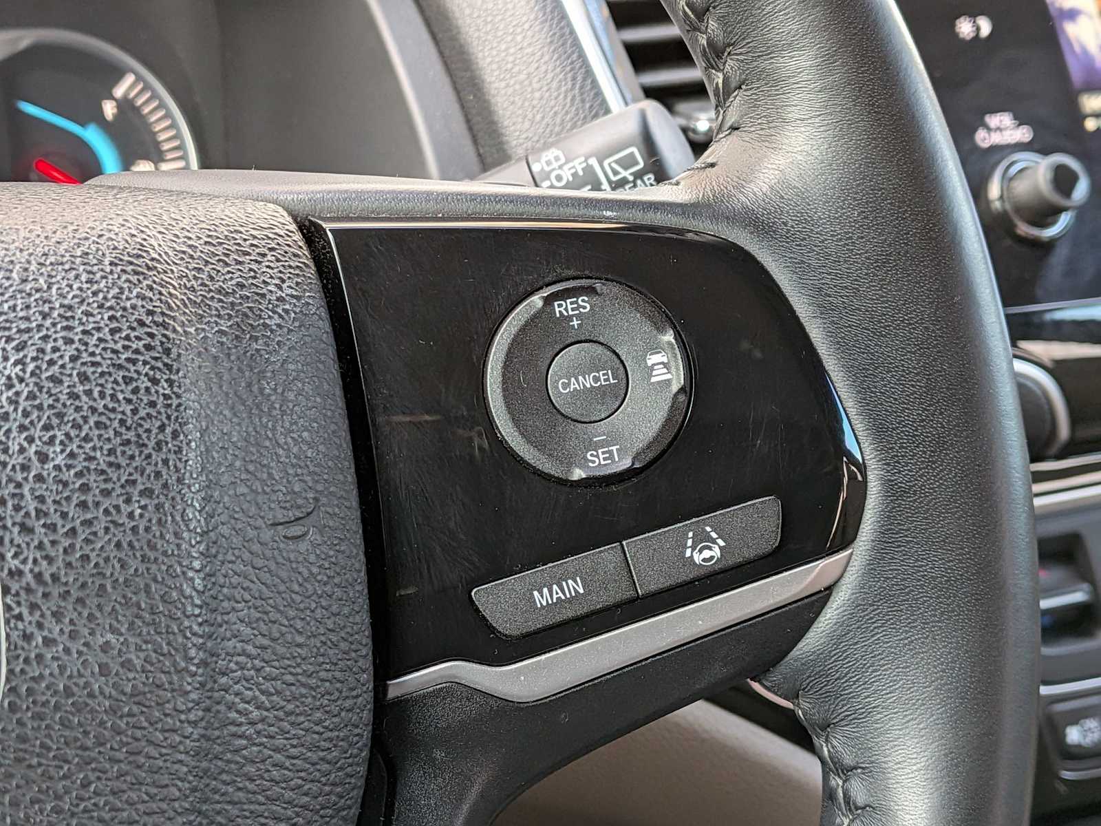 Thumbnail: 2019 Honda Pilot - 24