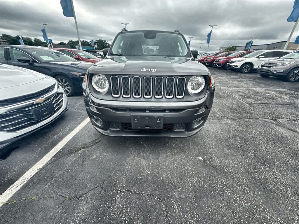 Thumbnail: 2017 Jeep Renegade - 9