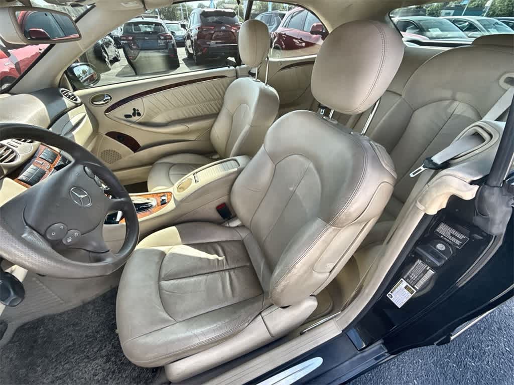 Thumbnail: 2008 Mercedes-Benz CLK - 15