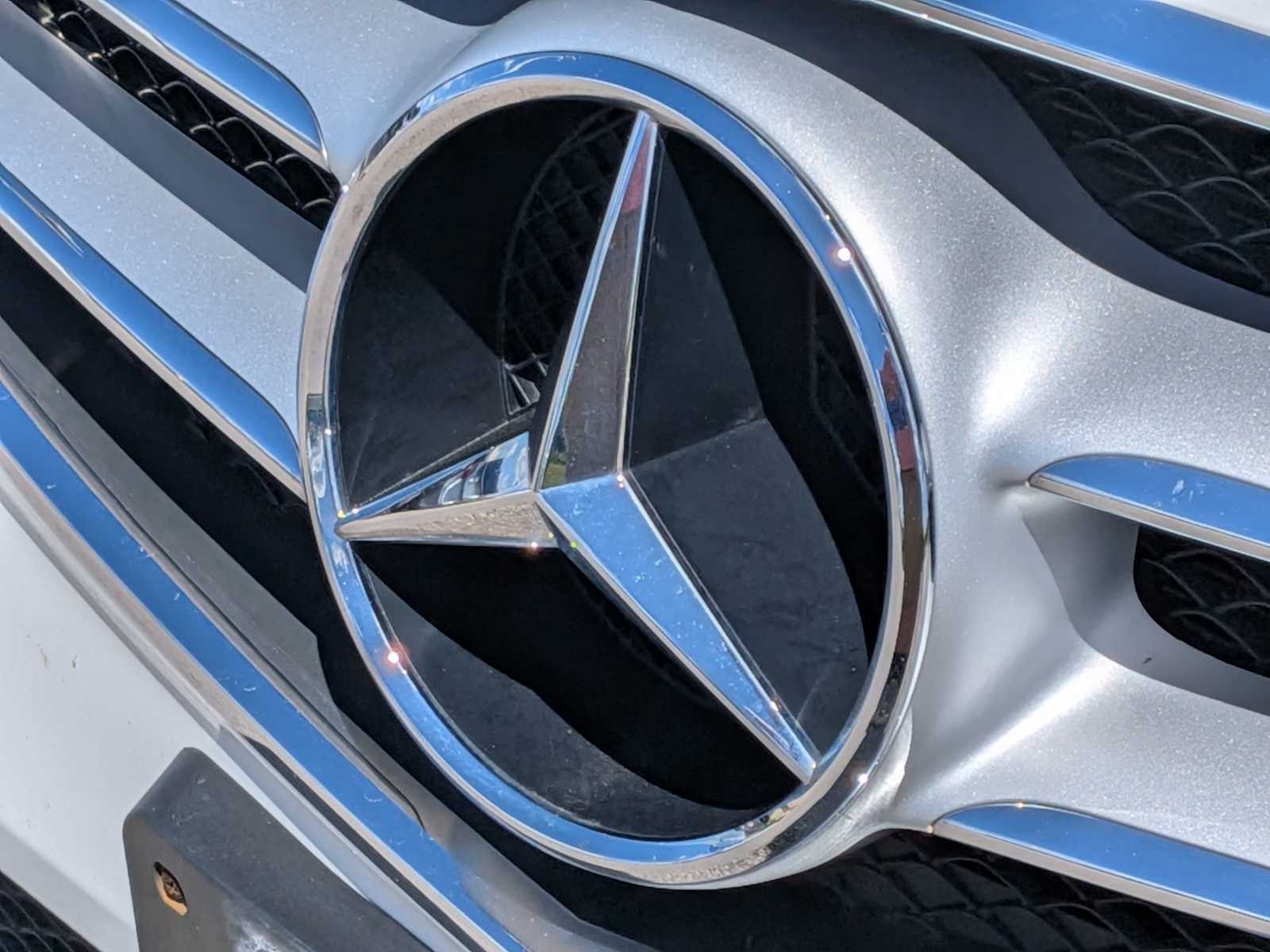 Thumbnail: 2014 Mercedes-Benz E-Class - 11