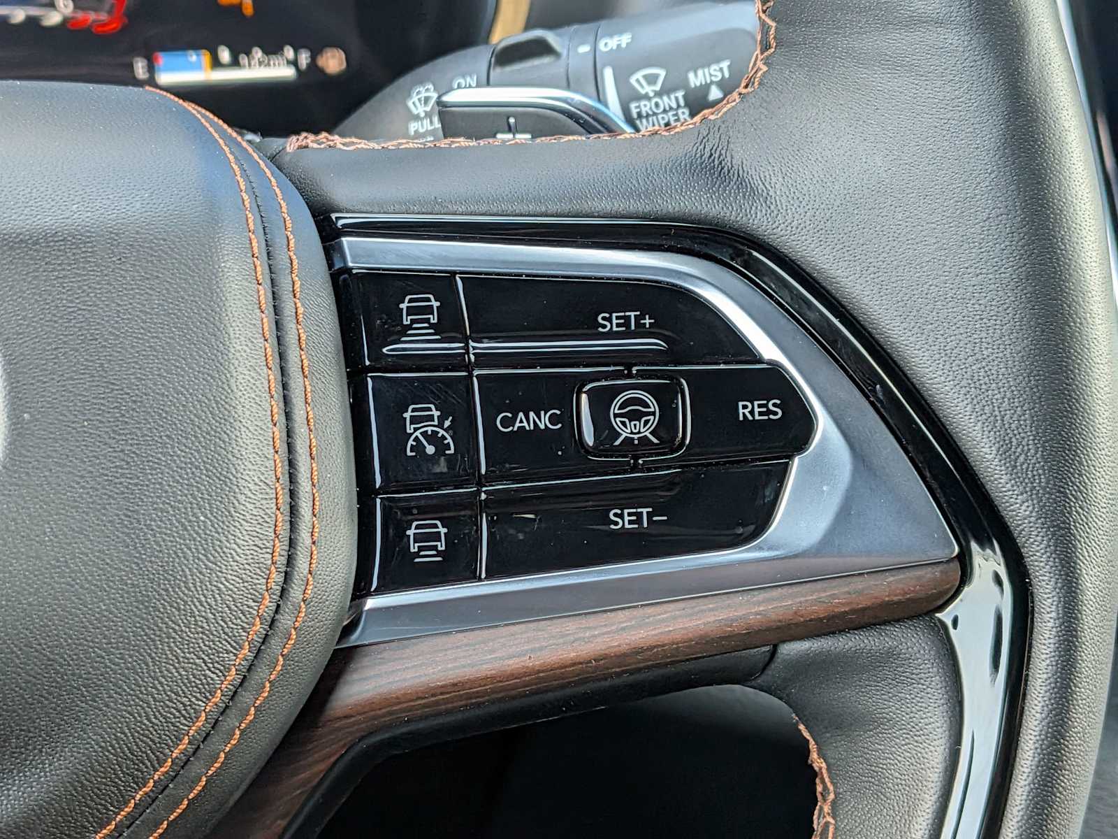 Thumbnail: 2025 Jeep Grand Cherokee - 26