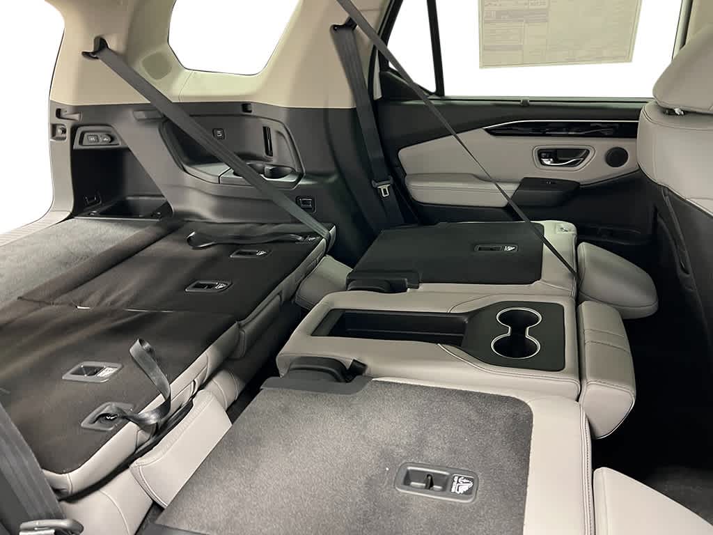 Thumbnail: 2025 Honda Pilot - 37