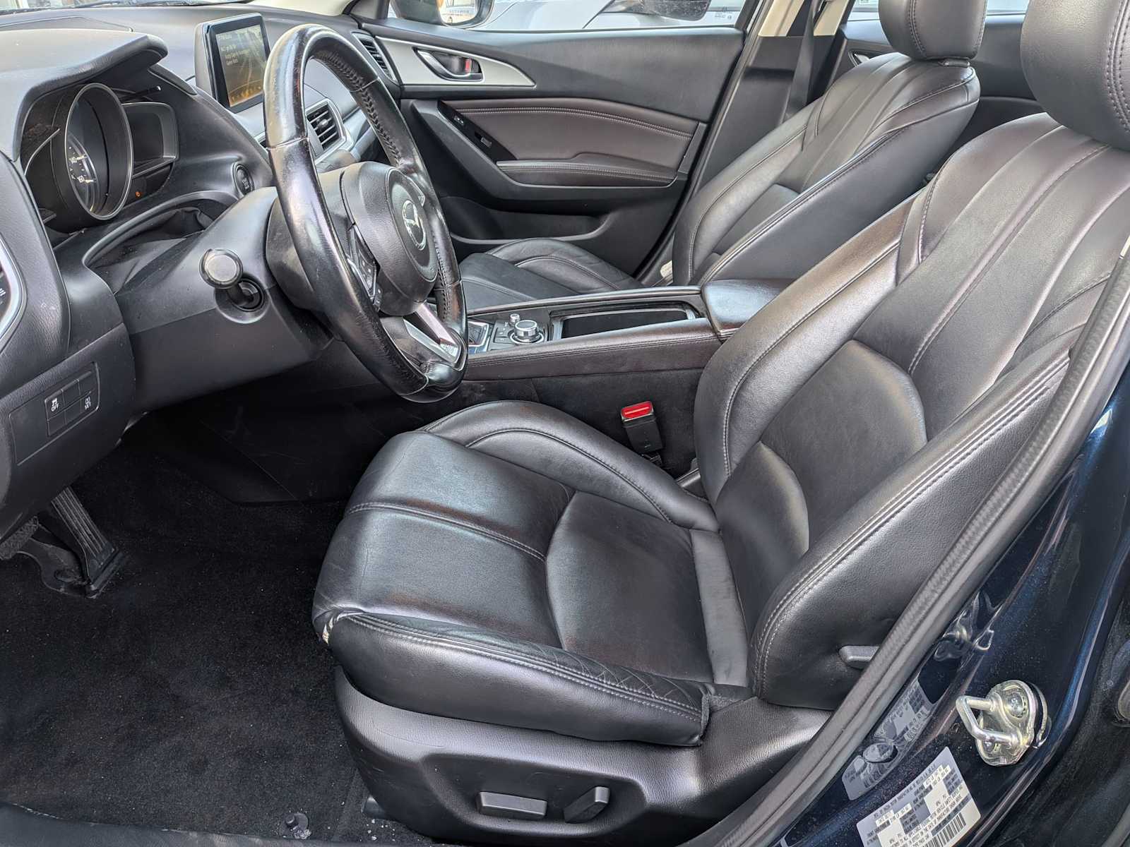 Thumbnail: 2018 Mazda Mazda3 - 13