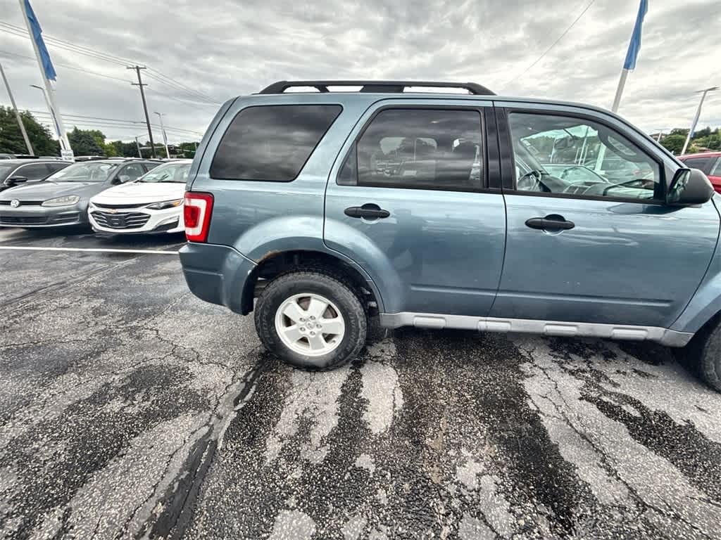 Thumbnail: 2012 Ford Escape - 6
